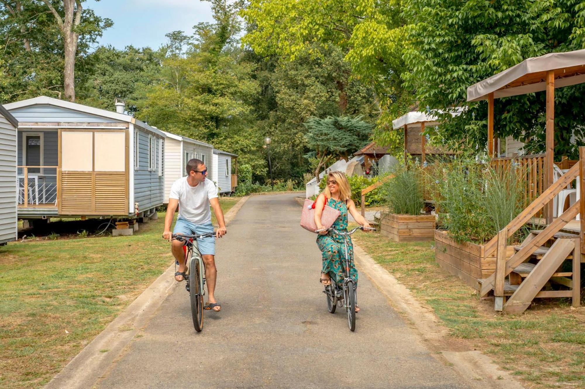 Camping Des Salines Salies-de-Béarn Exteriér fotografie